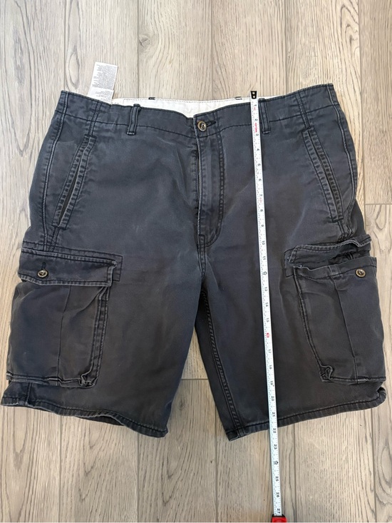 Levi's Other - Levi's Men's Charcoal Cargo Shorts